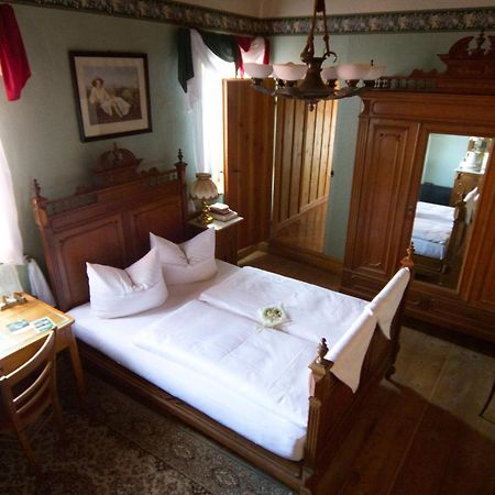 Klausenhof Hotel Bornhagen Ngoại thất bức ảnh