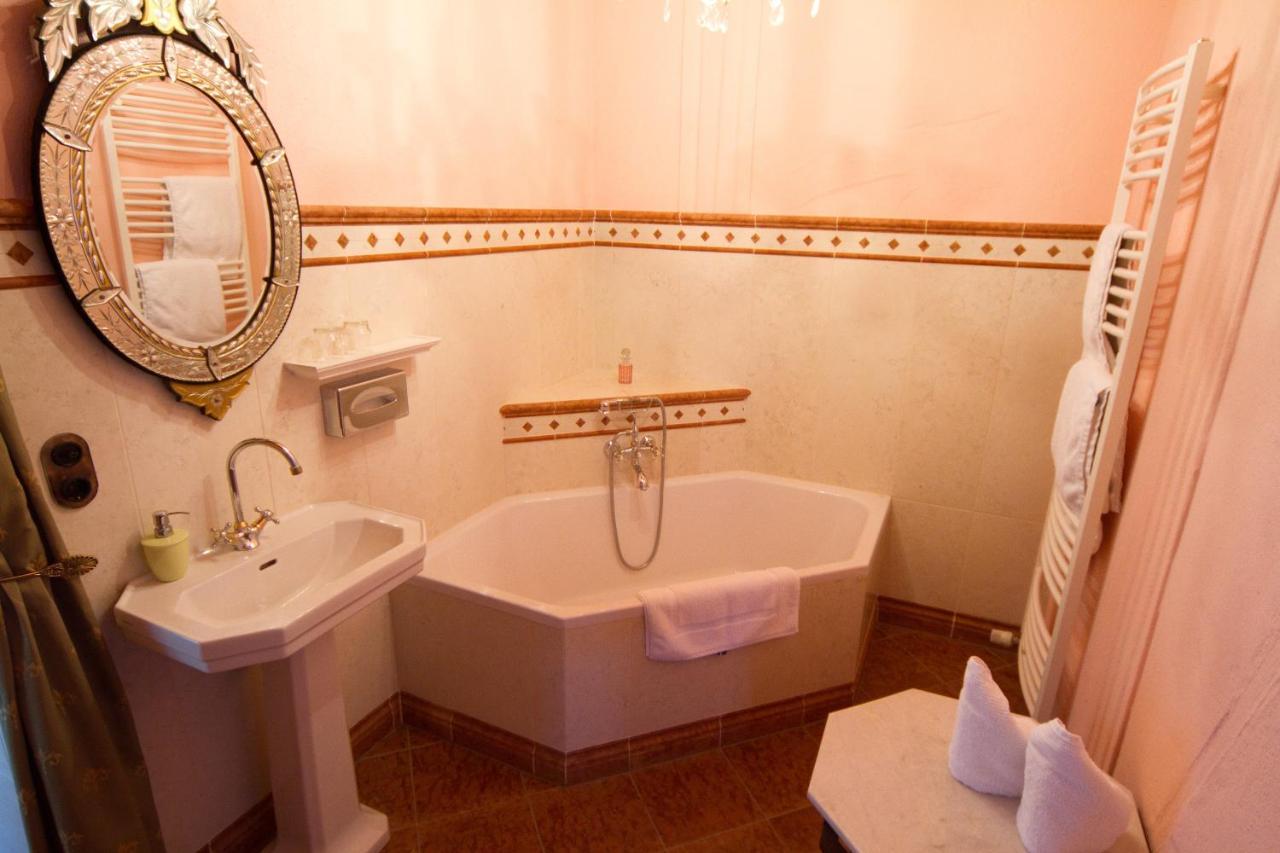 Klausenhof Hotel Bornhagen Ngoại thất bức ảnh